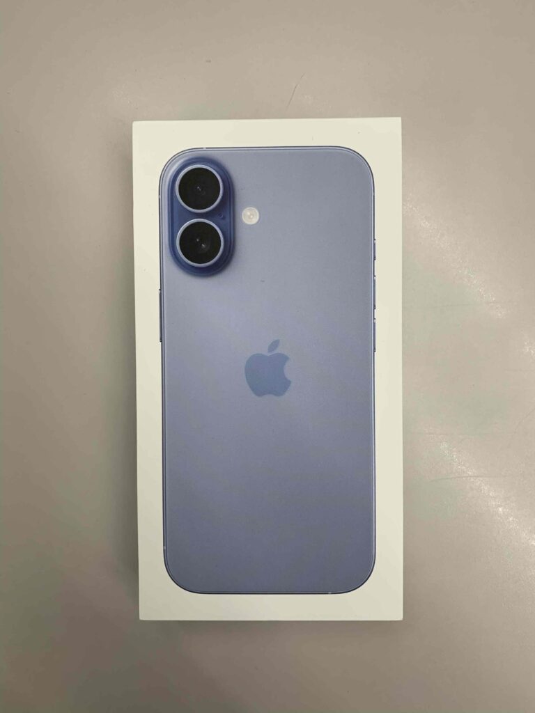 iphone17ミストブルーの箱の画像