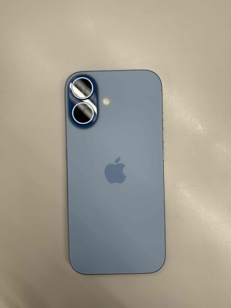 iphone17ミストブルーの裏面の画像